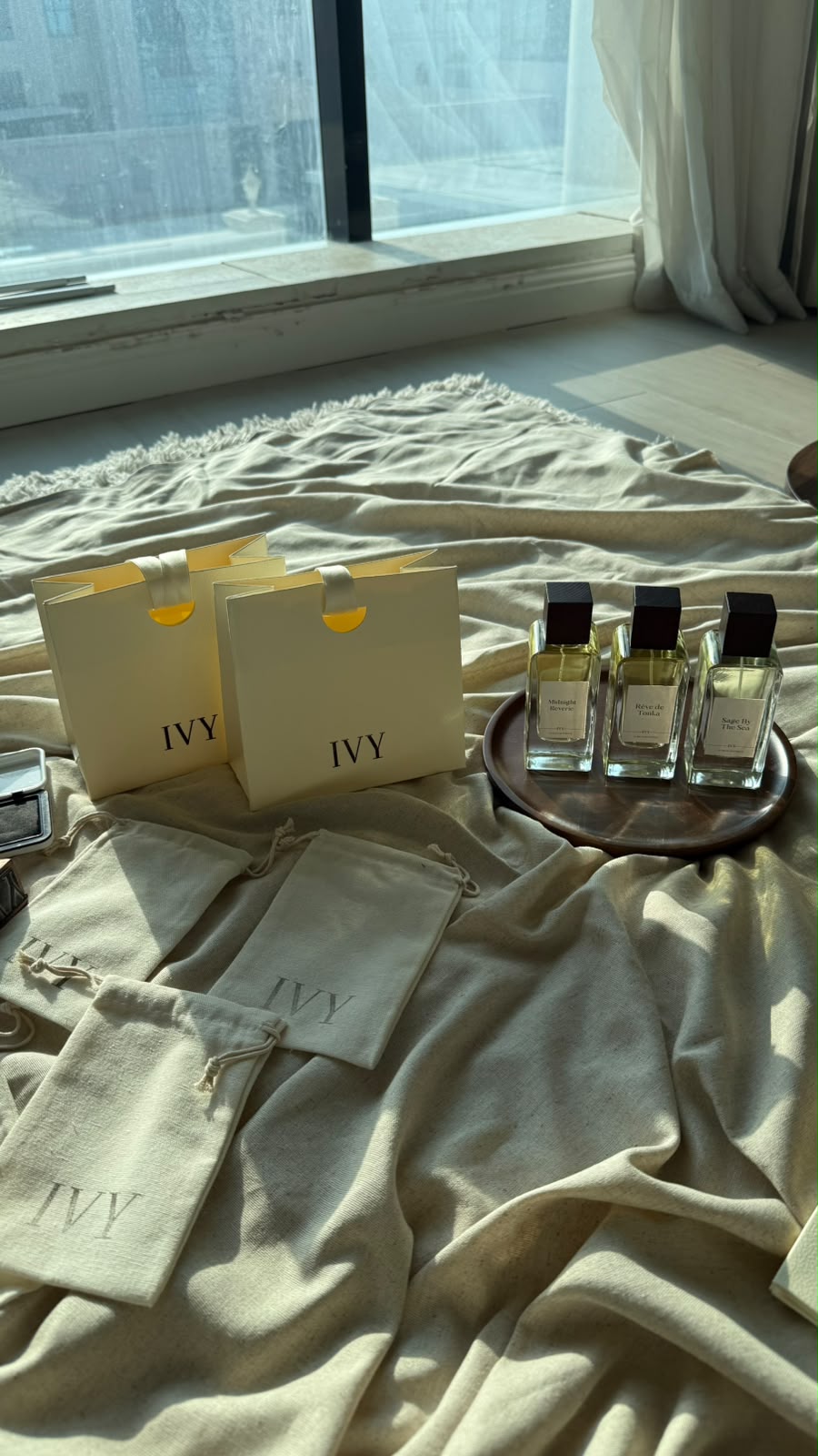 Complete IVY perfume and gift packaging set